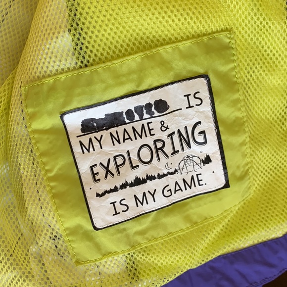 The North Face lightweight coat, HyVent, girls 10-12. - Picture 4 of 10